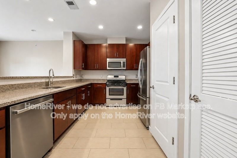 347 Pond Ln - Photo 6 of 25