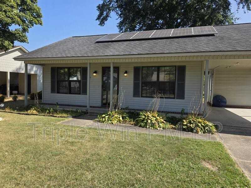 113 Northfield Dr - Photo 2 of 33