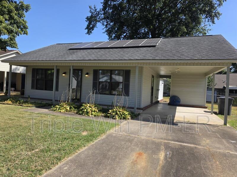 113 Northfield Dr - Photo 3 of 33