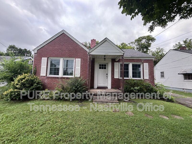 3715 Hilltop Ln - Photo 2 of 13