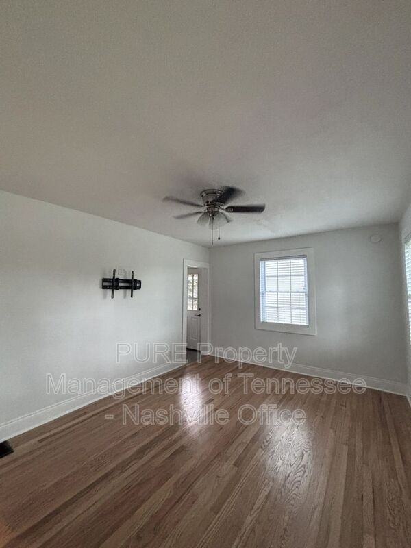 3715 Hilltop Ln - Photo 4 of 13