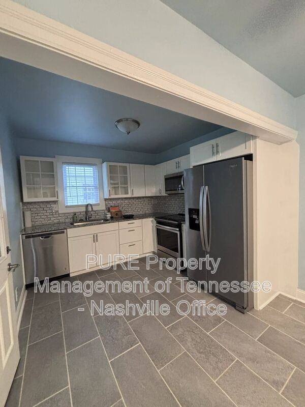 3715 Hilltop Ln - Photo 7 of 13