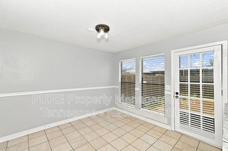 212 Harpers Mill Rd - Photo 4 of 20