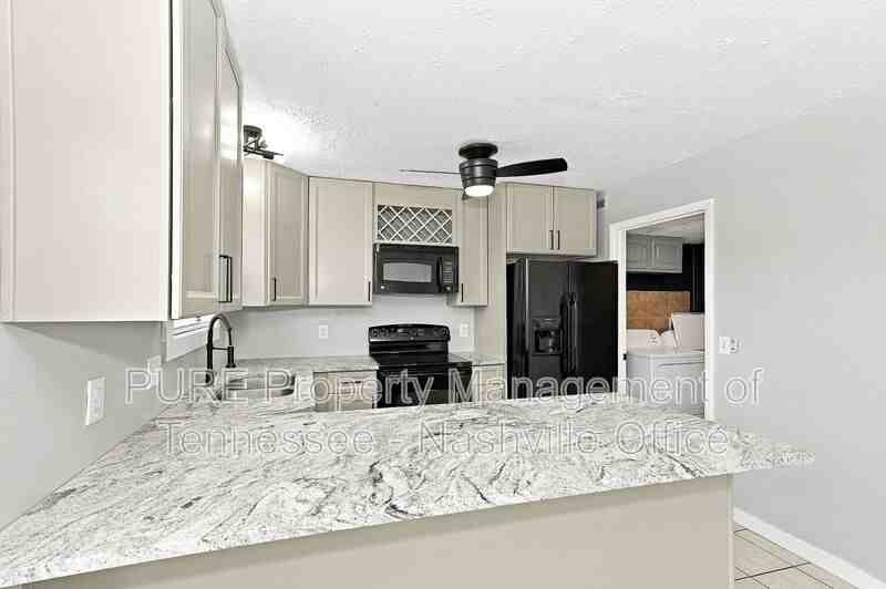 212 Harpers Mill Rd - Photo 3 of 20