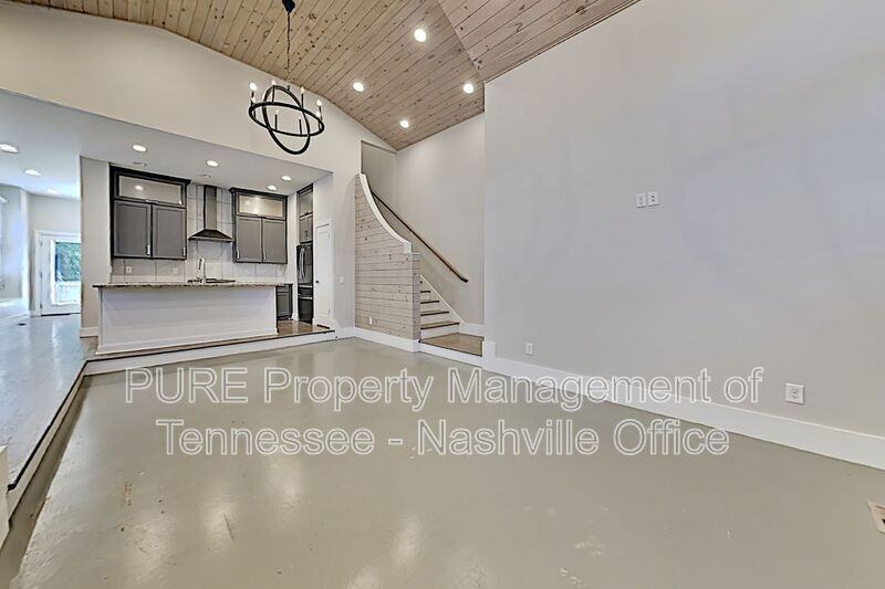 1412 Lillian St #B - Photo 6 of 34