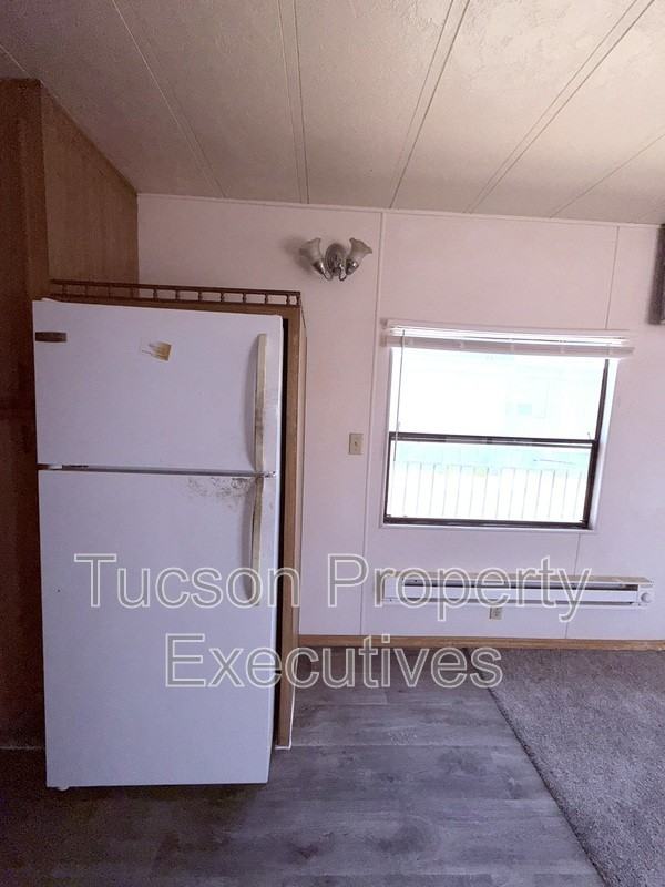 4580 E Rex St - Photo 4 of 13