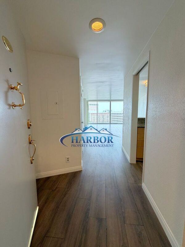 700 E Ocean Blvd #2101 - Photo 2 of 18