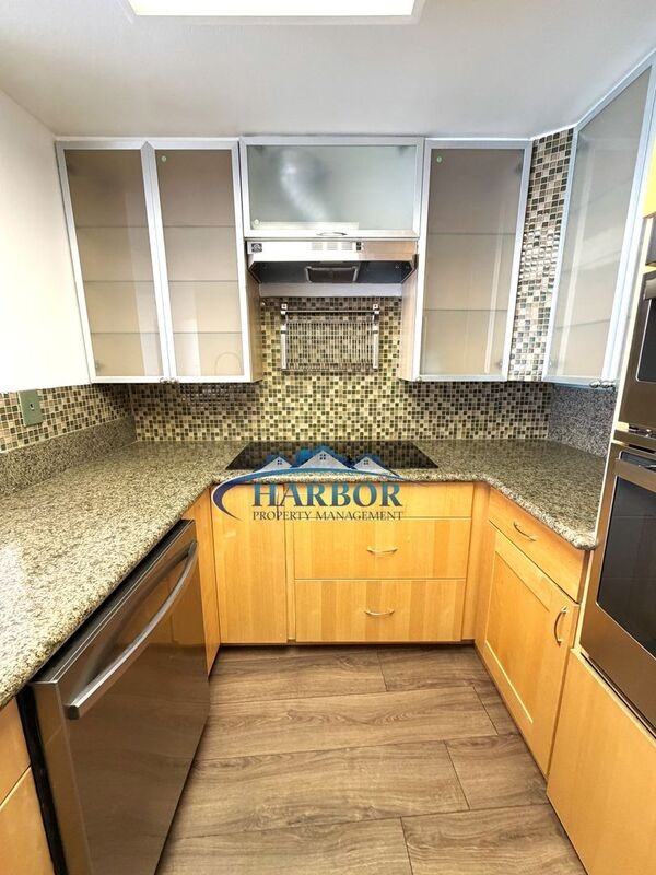 700 E Ocean Blvd #2101 - Photo 5 of 18