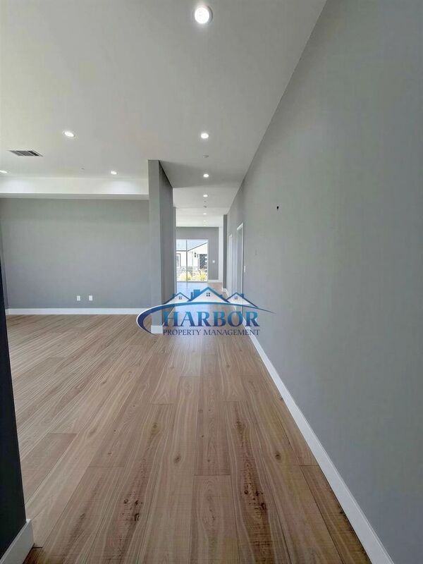 2126 W 238th St - Photo 2 of 38