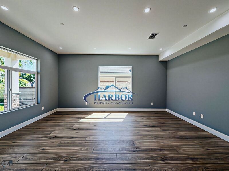 2126 W 238th St - Photo 3 of 38