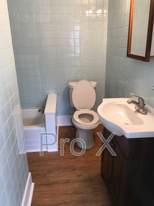 201 W Washington St #C - Photo 5 of 13