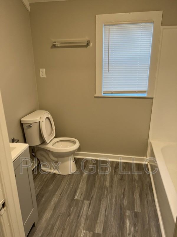405 Render St - Photo 7 of 9