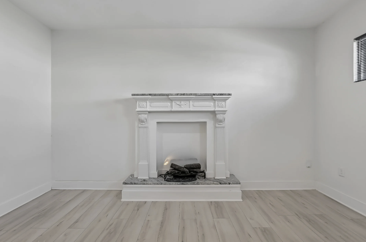 402 Sanders St #NA - Photo 3 of 13