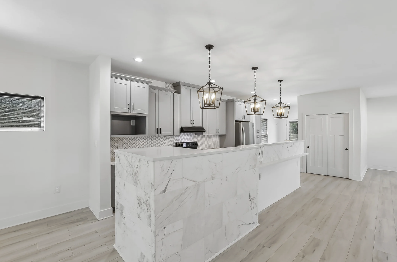 402 Sanders St #NA - Photo 4 of 13