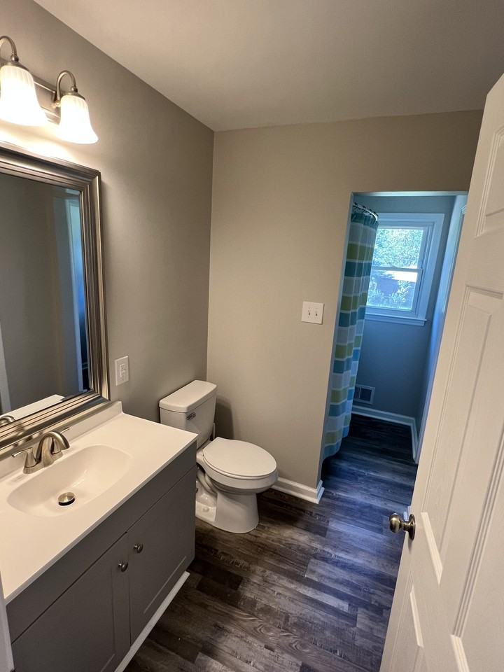 145 West Dr #NA - Photo 2 of 8