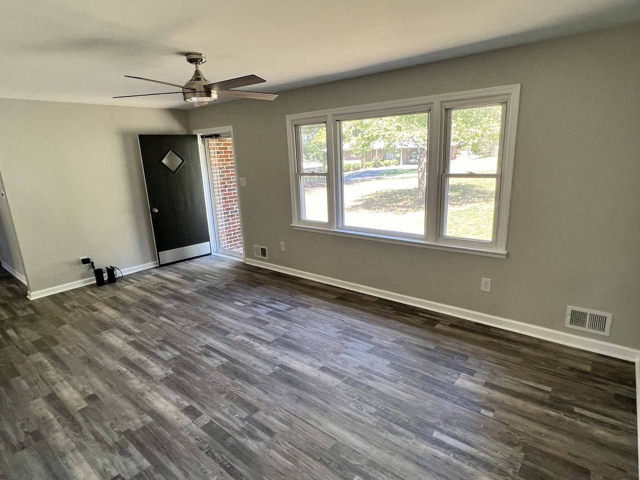 145 West Dr #NA - Photo 3 of 8