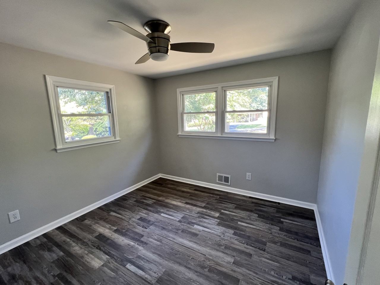 145 West Dr #NA - Photo 6 of 8