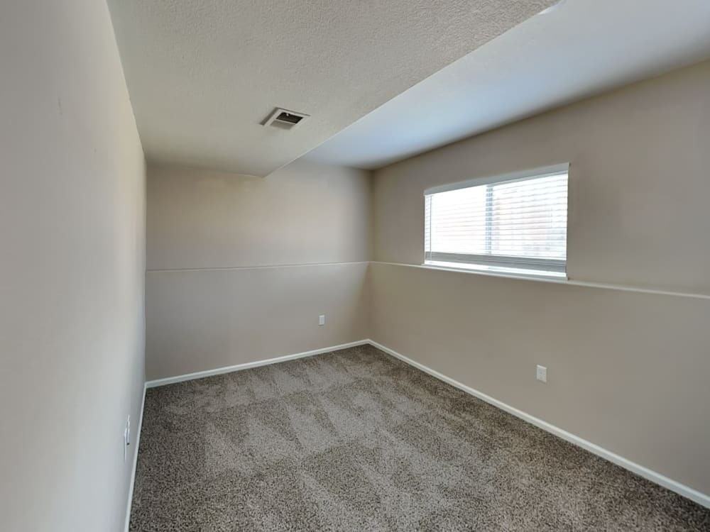 4872 N Silverlace Dr #NA - Photo 2 of 8
