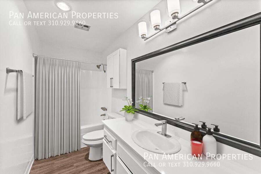 206 Euclid - Photo 3 of 15