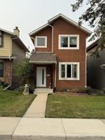 featured image of 532 52 Ave Sw