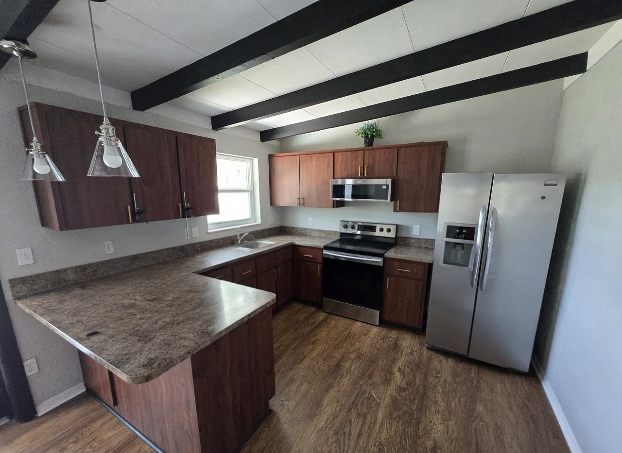 4001 W Marietta St #MAIN - Photo 6 of 13