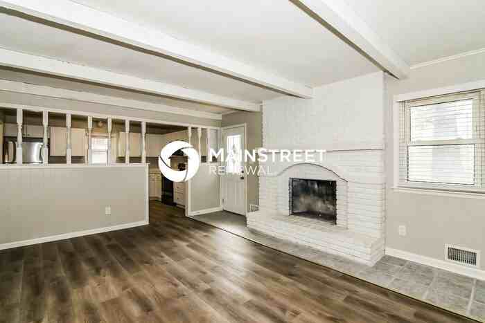 15933 E 41st St S - Photo 6 of 17