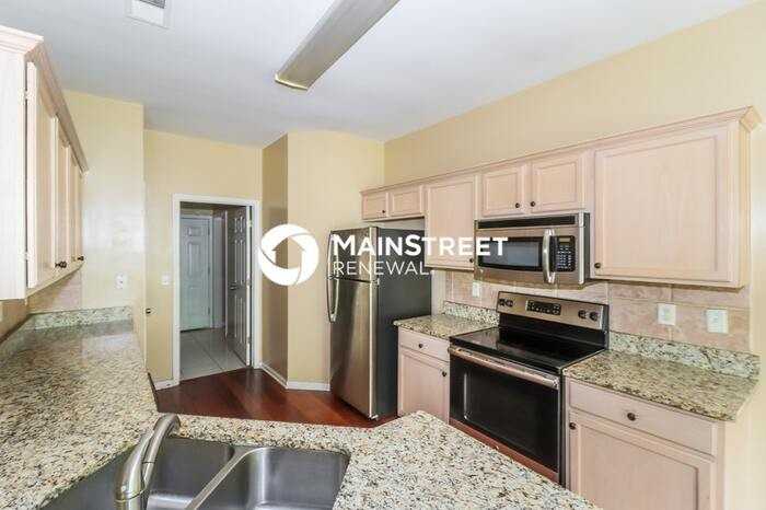 8423 Shady Elm Dr - Photo 7 of 17