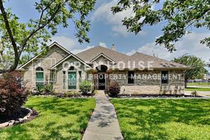 featured image of 8227 Sports Haven Dr