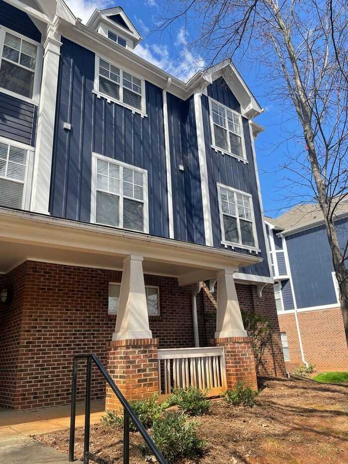 1505 Walnut View Dr - Photo 3 of 21