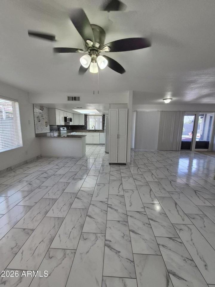 517 W Peralta Ave - Photo 5 of 20