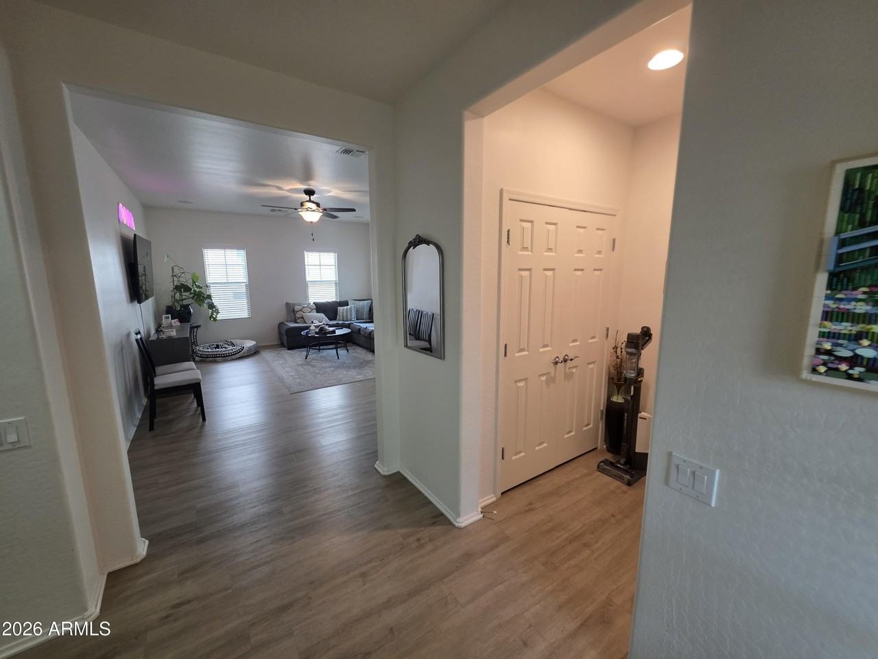 2170 W Scully Dr - Photo 3 of 23