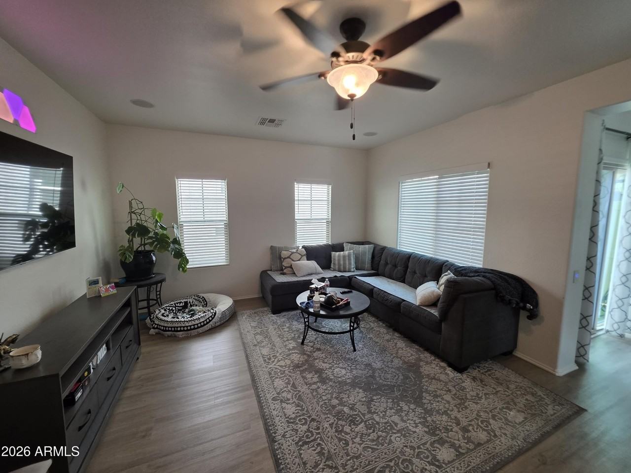 2170 W Scully Dr - Photo 5 of 23
