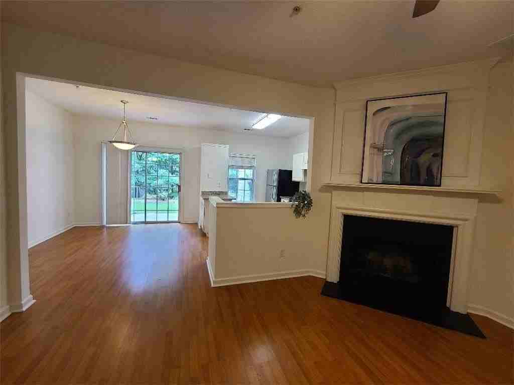 2175 Whitestone Pl - Photo 3 of 28