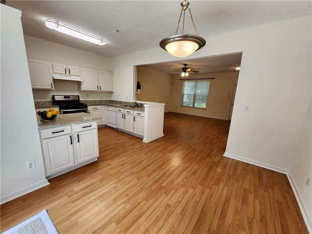 2175 Whitestone Pl - Photo 4 of 28