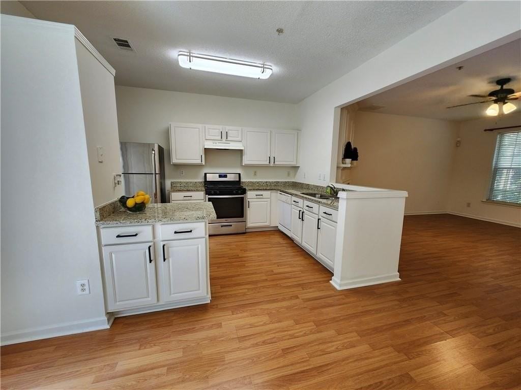 2175 Whitestone Pl - Photo 5 of 28