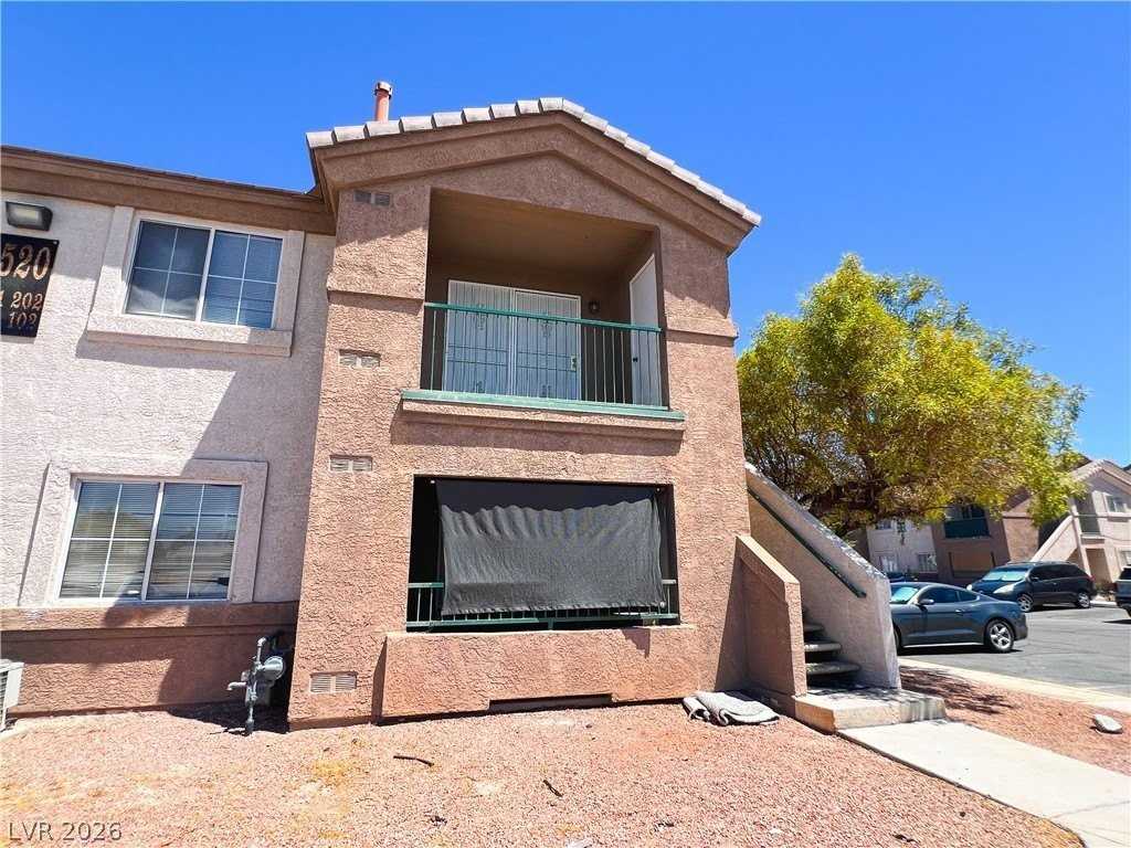 1520 Ben Or St #202 - Photo 3 of 50