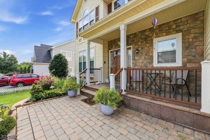17 Grant Way - Photo 5 of 34