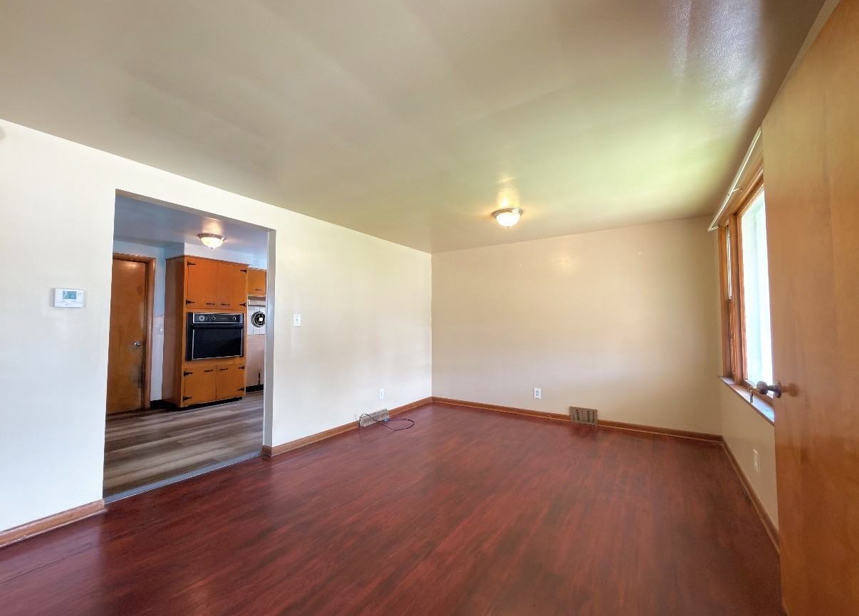 27 Beechwood PlaceLower - Photo 4 of 12