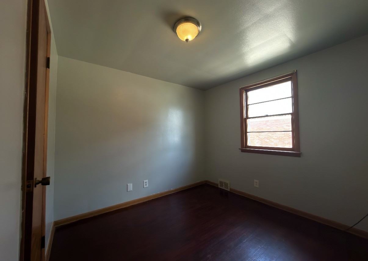 27 Beechwood PlaceLower - Photo 7 of 12