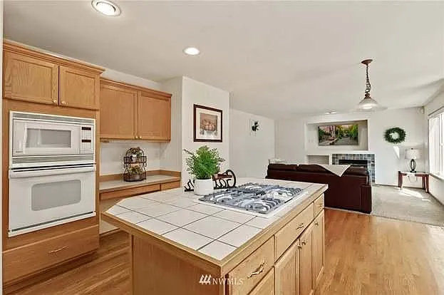 19431 N Danvers Rd #1 - Photo 3 of 32