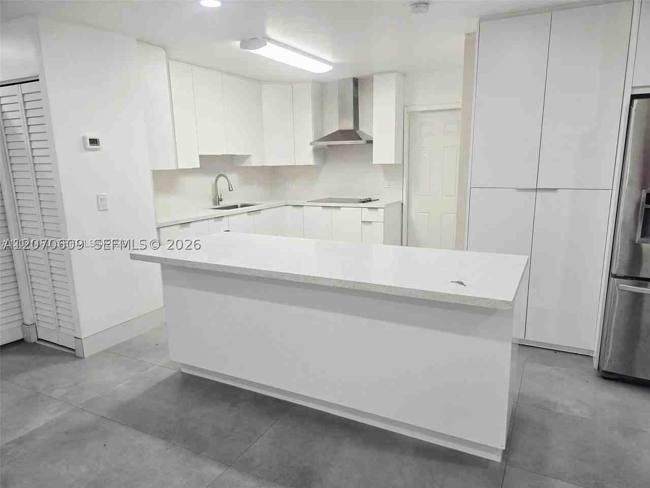 2820 Nw 14th Ct - Photo 6 of 13
