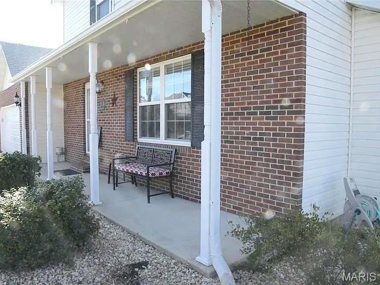 347 Logan Dr - Photo 3 of 25