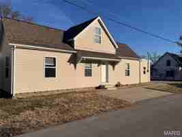 featured image of 102 Karl Pl