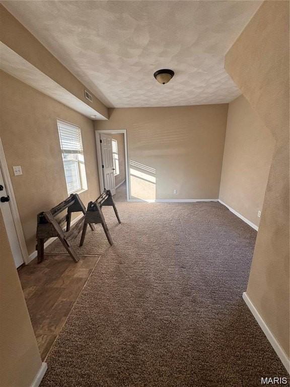 102 Karl Pl - Photo 3 of 5