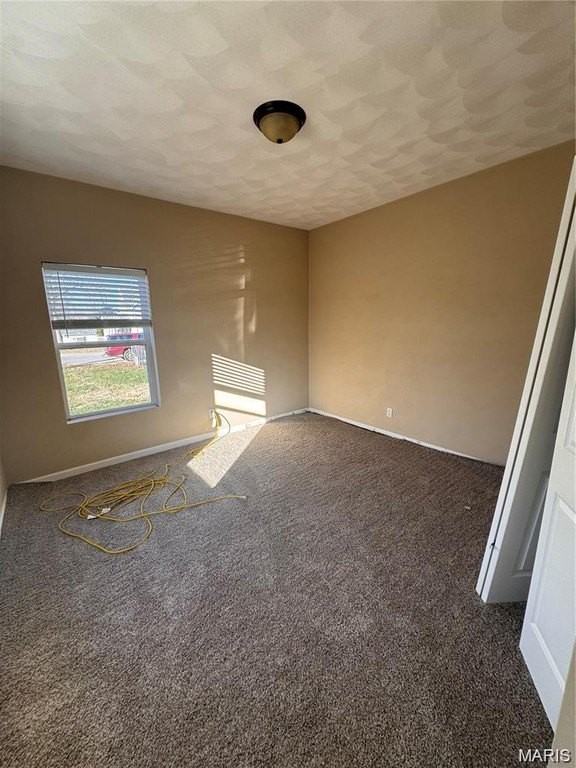 102 Karl Pl - Photo 4 of 5