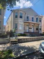 featured image of 149 Lewis St #1A