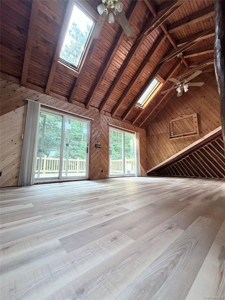 12 Mountainview Rd - Photo 2 of 12