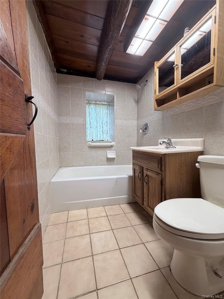 12 Mountainview Rd - Photo 3 of 12