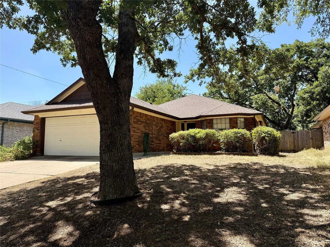 4200 Rye Glen Dr - Photo 2 of 21