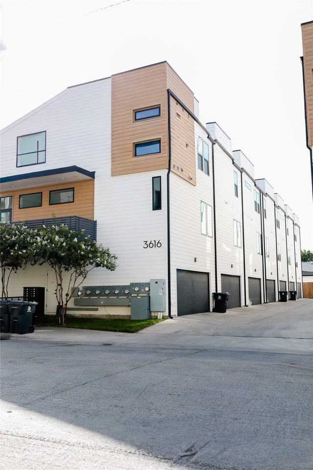 3616 San Jacinto St #101 - Photo 2 of 39
